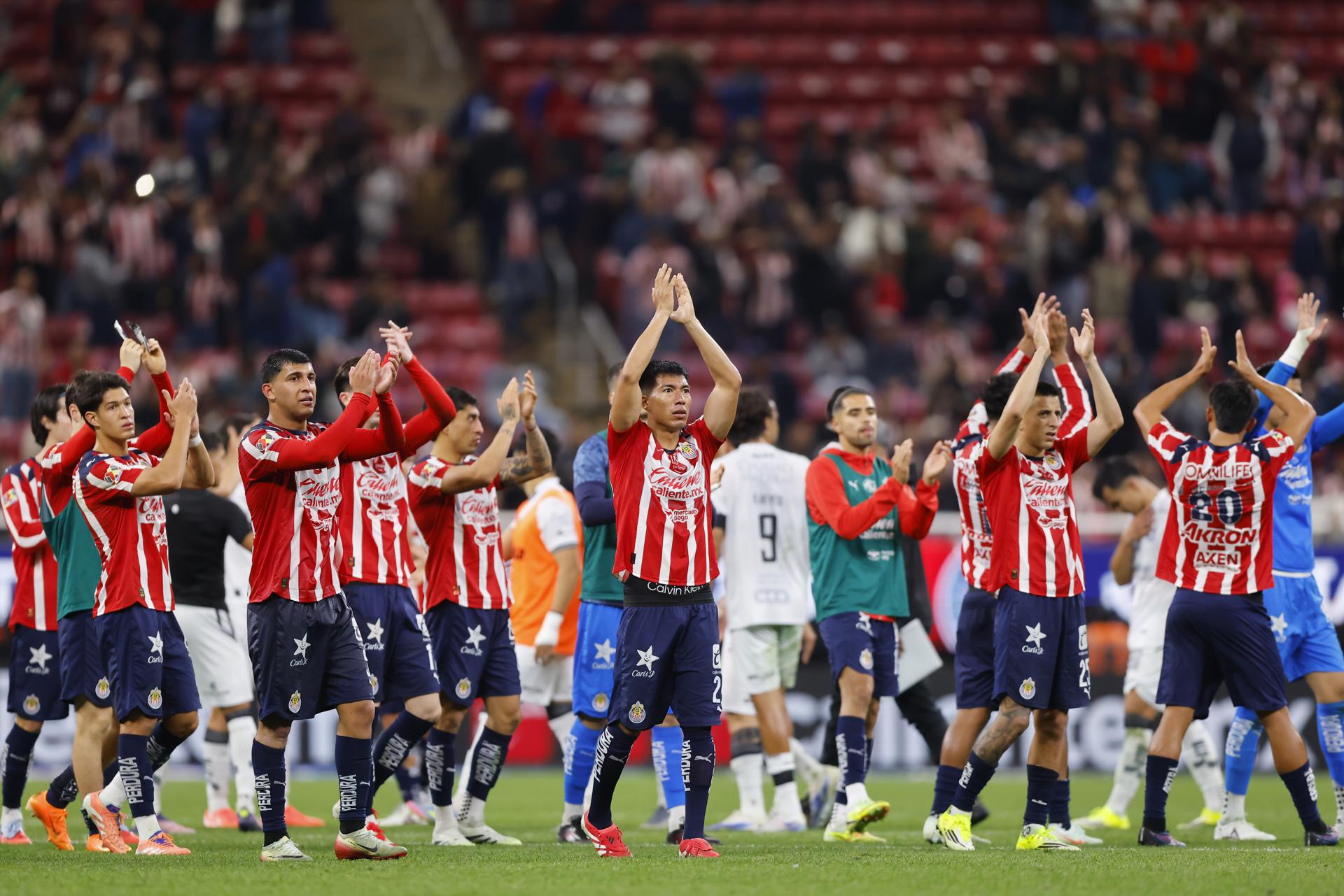 «La Marcha Imbatible: Chivas Asegura Su Tercera Victoria Consecutiva y Se Coloca en La Larga Distancia en El Clausura»